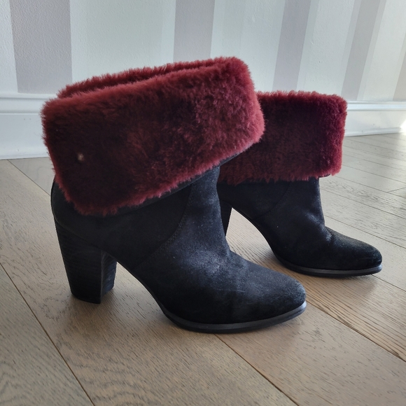 UGG Layna boots size 8.5 - Picture 4 of 9